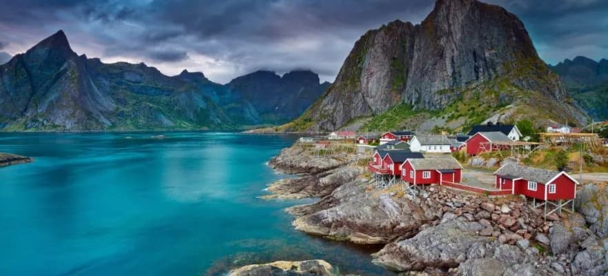 Jaka waluta jest w Norwegii? Wszystko o koronie norweskiej i płatnościach