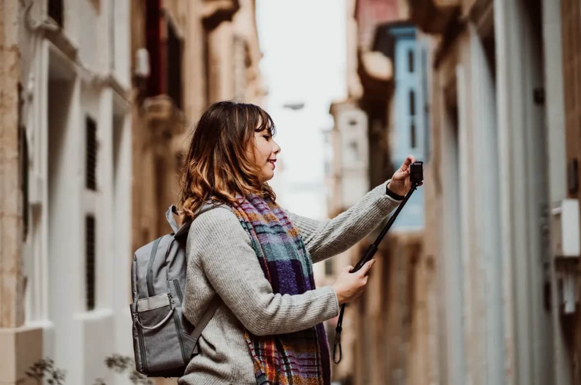 Podróże pełne emocji: jak połączyć zwiedzanie świata z rozrywką