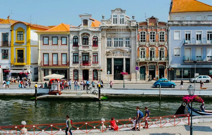 Zalety łączenia podróży służbowej z wypoczynkiem - trend „bleisure” jako narzędzie motywacyjne