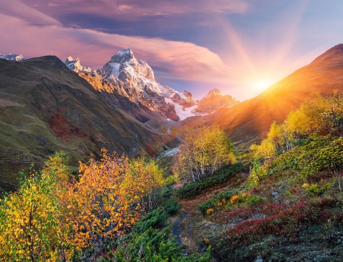 Gdzie polecieć w październiku? Najlepsze destynacje i porady na udany wyjazd