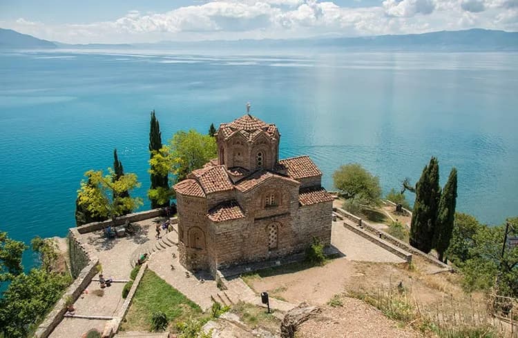Czy w Macedonii jest bezpiecznie? Przegląd zagrożeń i sytuacji turystycznej